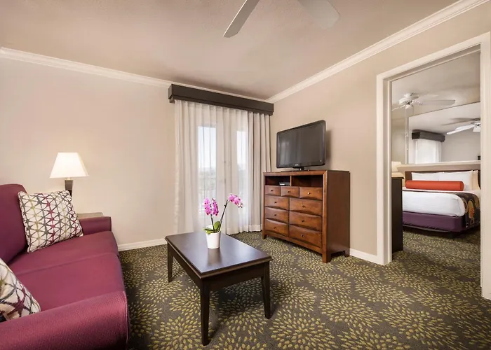 London Bridge Hotel Lake Havasu City
