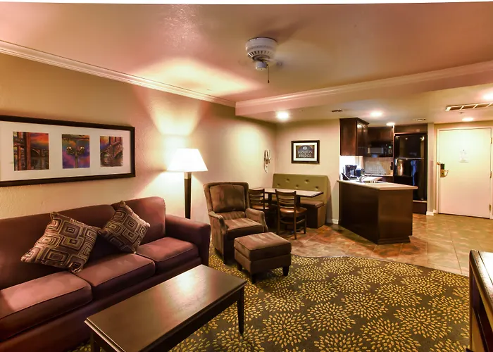 London Bridge 3* Lake Havasu City
